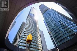 1002 - 14 YORK STREET Toronto, ON M5J 0B1