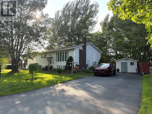 17 Grieve Crescent  Gander, NL A1V 1P2