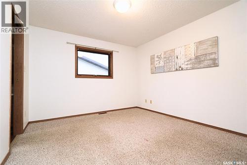 2 Spice Drive, Yorkton, SK - Indoor Photo Showing Other Room