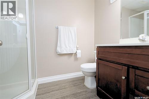 2 Spice Drive, Yorkton, SK - Indoor Photo Showing Bathroom