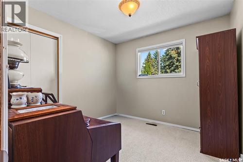 1201 Mckay Drive, Prince Albert, SK - Indoor