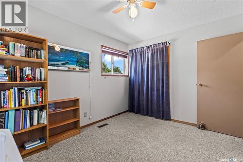 1201 Mckay Drive, Prince Albert, SK - Indoor