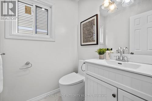 83 Saddle Crescent, Ottawa, ON - Indoor Photo Showing Bathroom