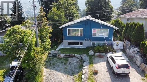 1511 MCQUARRIE Avenue  Nelson, BC V1L 1C1