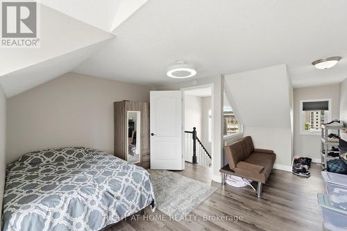 65 Wellington South, Cambridge, ON - Indoor Photo Showing Bedroom