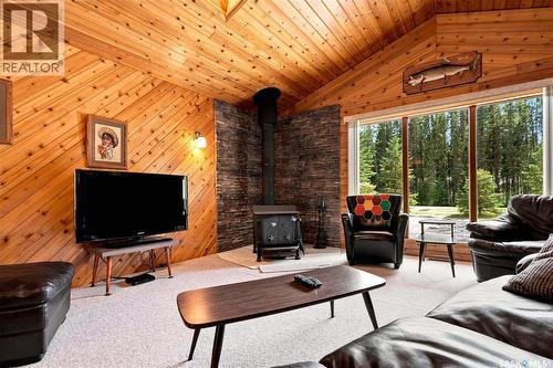 23 Saskatchewan Drive, Candle Lake, SK - Indoor Photo Showing Living Room