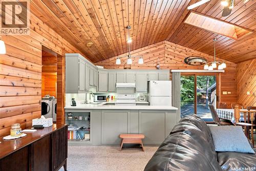 23 Saskatchewan Drive, Candle Lake, SK - Indoor Photo Showing Kitchen