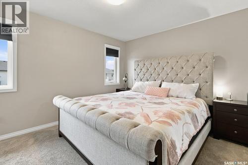 857 Reimer Road, Martensville, SK - Indoor Photo Showing Bedroom