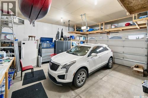 857 Reimer Road, Martensville, SK - Indoor Photo Showing Garage