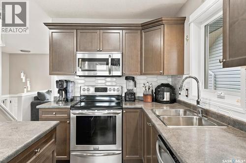 857 Reimer Road, Martensville, SK - Indoor Photo Showing Kitchen With Double Sink