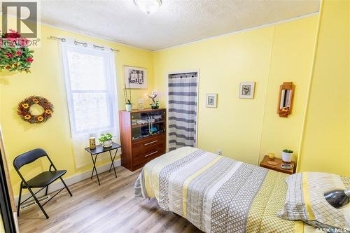 405 Saskatchewan Street, Central Butte, SK - Indoor Photo Showing Bedroom