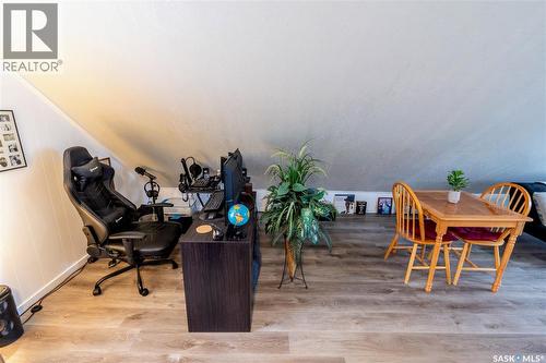 405 Saskatchewan Street, Central Butte, SK - Indoor