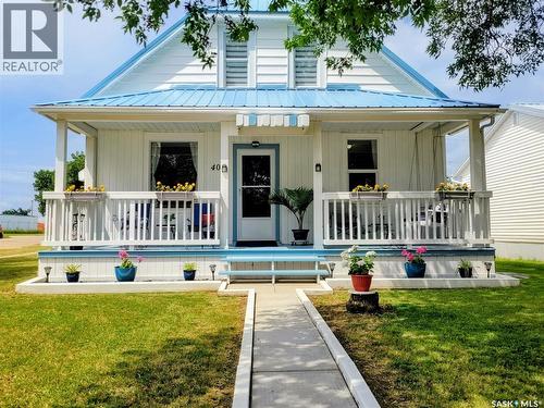 405 Saskatchewan Street, Central Butte, SK - Outdoor