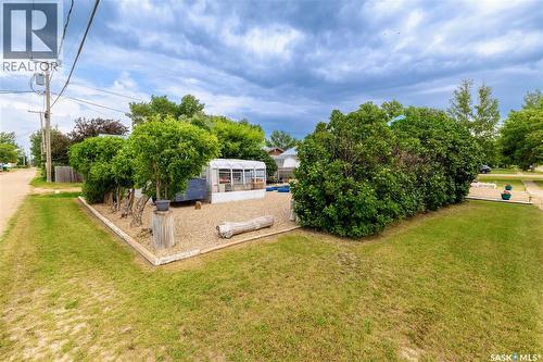 405 Saskatchewan Street, Central Butte, SK - Outdoor