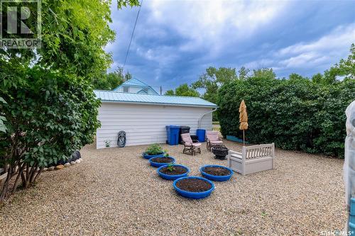 405 Saskatchewan Street, Central Butte, SK - Outdoor