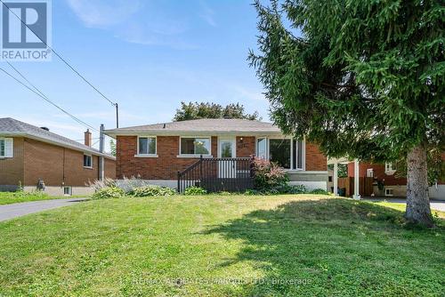 1210 OSBORNE AVENUE  Cornwall, ON K6J 1K9