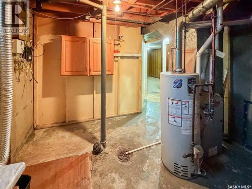 1982 13Th Street W, Prince Albert, SK - Indoor Photo Showing Basement