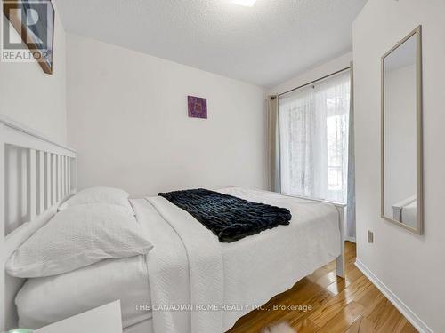 5244 Cinnamon Road, Mississauga, ON - Indoor Photo Showing Bedroom