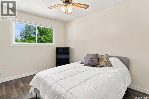 1009 East Centre, Saskatoon, SK - Indoor Photo Showing Bedroom