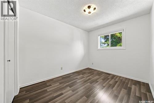 1009 East Centre, Saskatoon, SK - Indoor Photo Showing Other Room