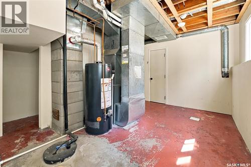 1009 East Centre, Saskatoon, SK - Indoor Photo Showing Basement