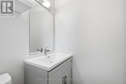 1 - 435 Kingscourt Drive, Waterloo, ON - Indoor Photo Showing Bathroom
