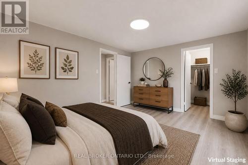 1 - 435 Kingscourt Drive, Waterloo, ON - Indoor Photo Showing Bedroom