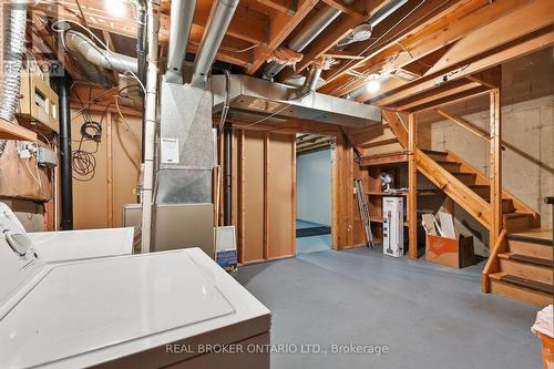 1 - 435 Kingscourt Drive, Waterloo, ON - Indoor