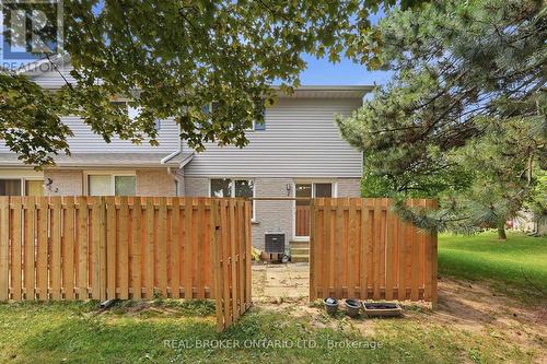 1 - 435 Kingscourt Drive, Waterloo, ON - Outdoor