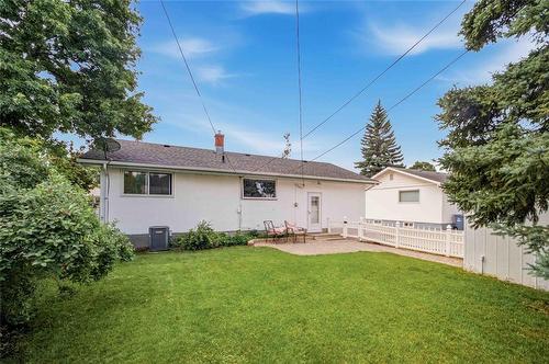 40 Echo Bay, Winnipeg, MB - Outdoor