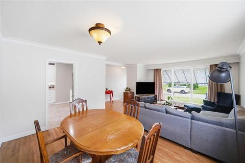 40 Echo Bay, Winnipeg, MB - Indoor