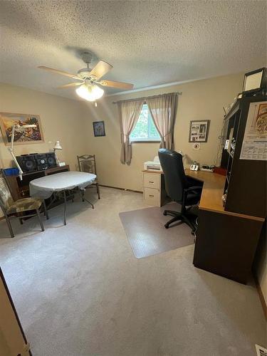 108 Allan Street, Oakburn, MB - Indoor