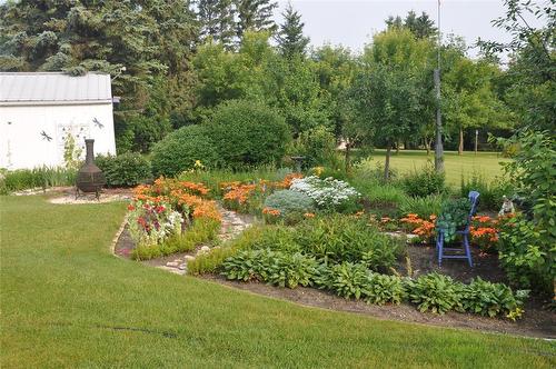 108 Allan Street, Oakburn, MB - Outdoor