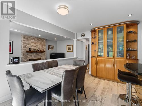 99 Dundurn Crescent, Vaughan, ON - Indoor Photo Showing Dining Room