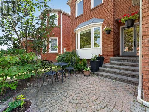 99 Dundurn Crescent, Vaughan, ON - Outdoor