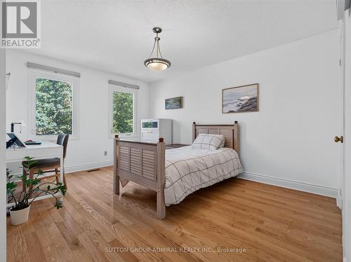 3rd Bedroom - 99 Dundurn Crescent, Vaughan, ON - Indoor Photo Showing Bedroom