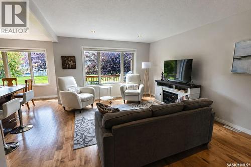 44 1600 Muzzy Drive, Prince Albert, SK - Indoor Photo Showing Living Room