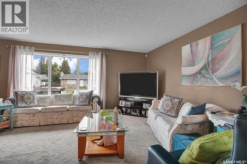 1005 10Th Street, Rosthern, SK - Indoor Photo Showing Living Room