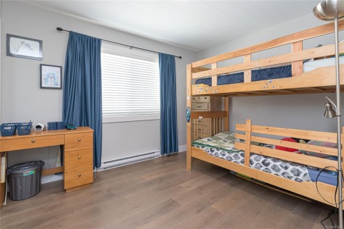 920 Snowdrop Ave, Saanich, BC 