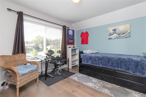 920 Snowdrop Ave, Saanich, BC 