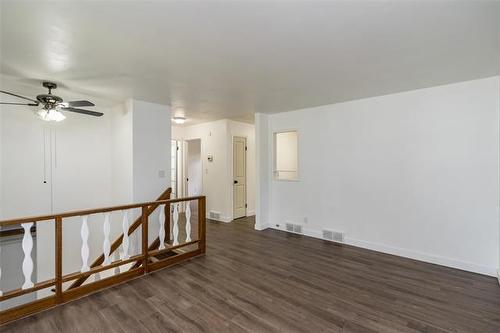 222 Poplar Ave, Winnipeg, MB - Indoor Photo Showing Other Room
