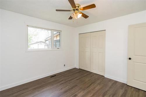 222 Poplar Ave, Winnipeg, MB - Indoor Photo Showing Other Room