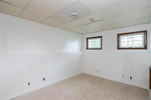 222 Poplar Ave, Winnipeg, MB - Indoor Photo Showing Other Room
