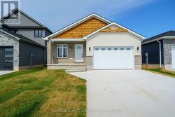 107 VICTORIA AVENUE South Huron (Stephen), ON N0M 1M0