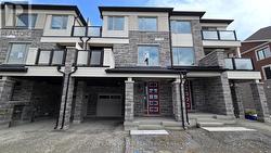 109 AVANI AVENUE Markham, ON L6C 3S4