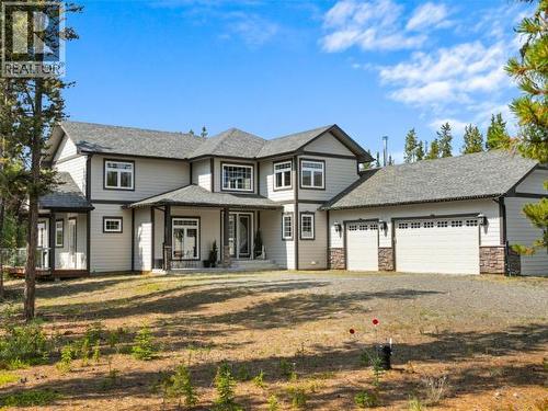 112 Alusru Way, Whitehorse, YT - Outdoor With Facade