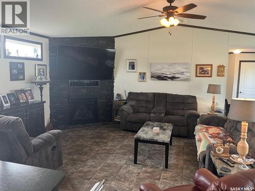 1205 3Rd Street W, Nipawin, SK 