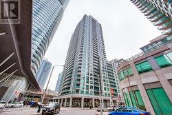 3306 - 19 GRAND TRUNK CRESCENT Toronto, ON M5J 3A3