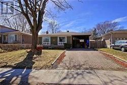 326 LORNE(MAIN FLOOR) AVENUE Newmarket, ON L3Y 4K7