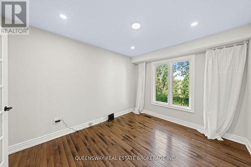 619 Culler Mews, Newmarket, ON - Indoor Photo Showing Other Room
